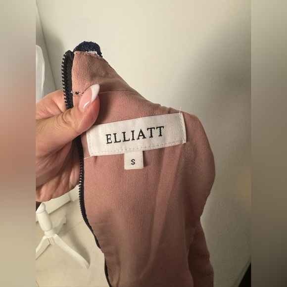 Elliatt Josie Top in Multi - Picture 8 of 11